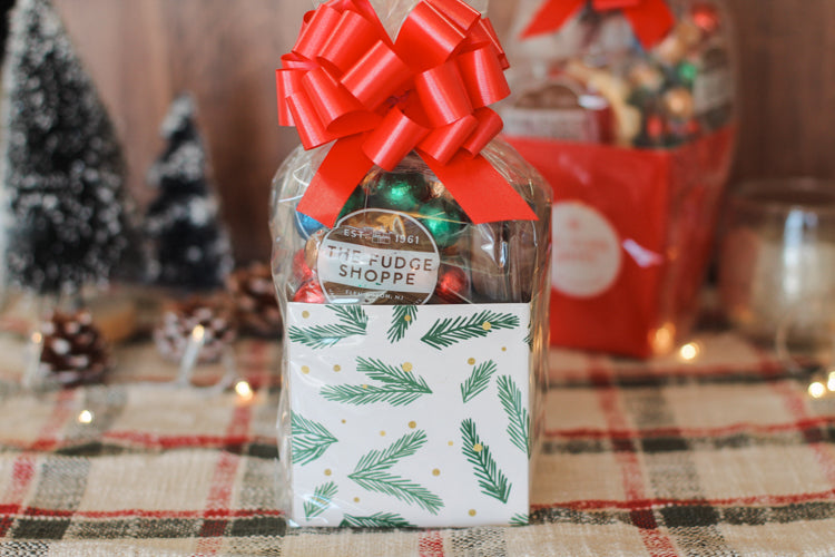 Small Holly Gift Box