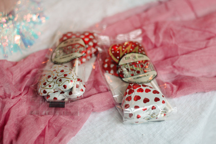 Foiled Heart Pops